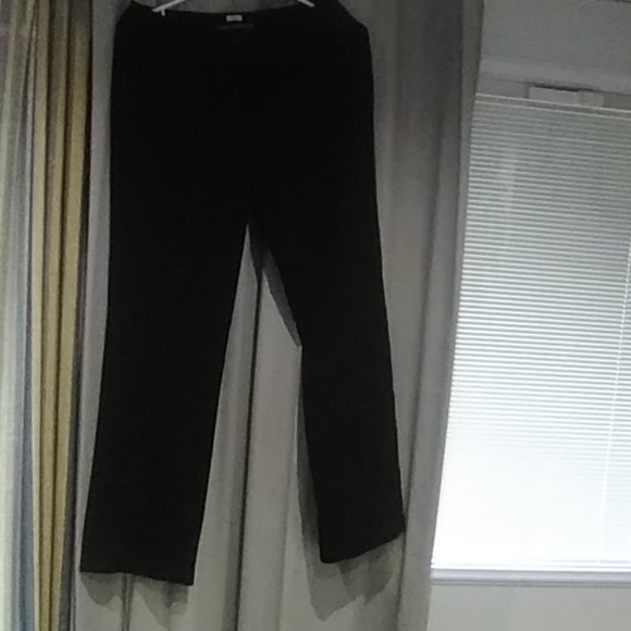 Larry Levine petite women's black dress pants styl - Picture 4 of 4